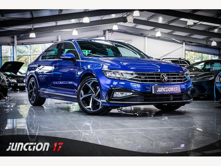 Volkswagen Passat 1.5 TSI EVO R-Line DSG Euro 6 (s/s) 4dr Volkswagen Passat 1.5 TSI EVO R-Line DSG Euro 6 (s/s) 4dr