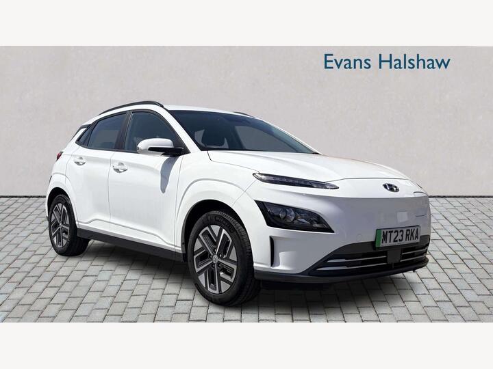 Hyundai KONA ELECTRIC HATCHBACK 39kWh SE Connect Auto 5dr (10.5kW Charger)