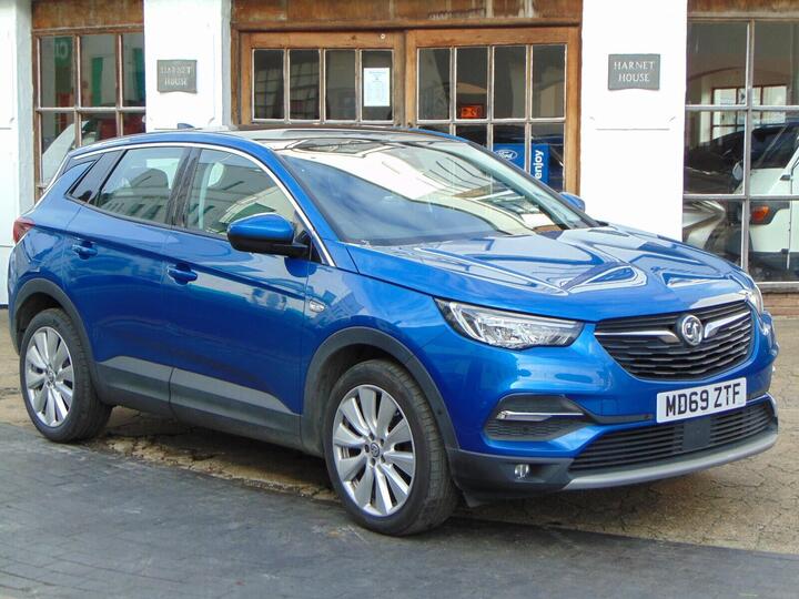 Vauxhall Grandland X 1.2 Turbo Elite Nav Auto Euro 6 (s/s) 5dr