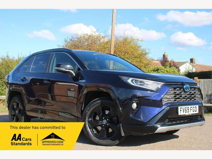 Toyota RAV4 2.5 VVT-h Dynamic CVT 4WD Euro 6 (s/s) 5dr Toyota RAV4 2.5 VVT-h Dynamic CVT 4WD Euro 6 (s/s) 5dr