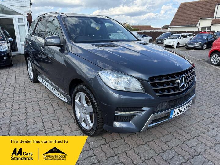Mercedes-Benz M Class 3.0 ML350 V6 BlueTEC AMG Sport G-Tronic 4WD Euro 6 (s/s) 5dr Mercedes-Benz M Class 3.0 ML350 V6 BlueTEC AMG Sport G-Tronic 4WD Euro 6 (s/s) 5dr