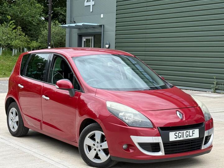 Renault Scenic 1.5 DCi Dynamique TomTom Euro 5 5dr Renault Scenic 1.5 DCi Dynamique TomTom Euro 5 5dr