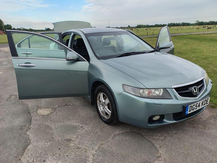 Honda Accord 2.0 I-VTEC Executive 4dr Honda Accord 2.0 I-VTEC Executive 4dr
