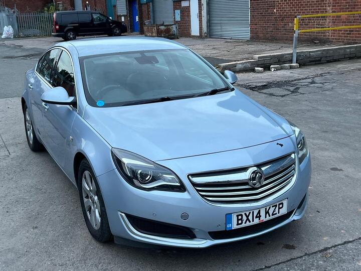Vauxhall Insignia 2.0 CDTi EcoFLEX Tech Line Euro 5 (s/s) 4dr Vauxhall Insignia 2.0 CDTi EcoFLEX Tech Line Euro 5 (s/s) 4dr
