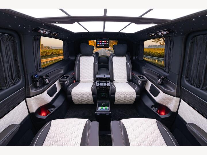 Mercedes-Benz V Class 2.0 V300d Premium G-Tronic+ Euro 6 (s/s) 5dr (8 Seat, Extra Long)