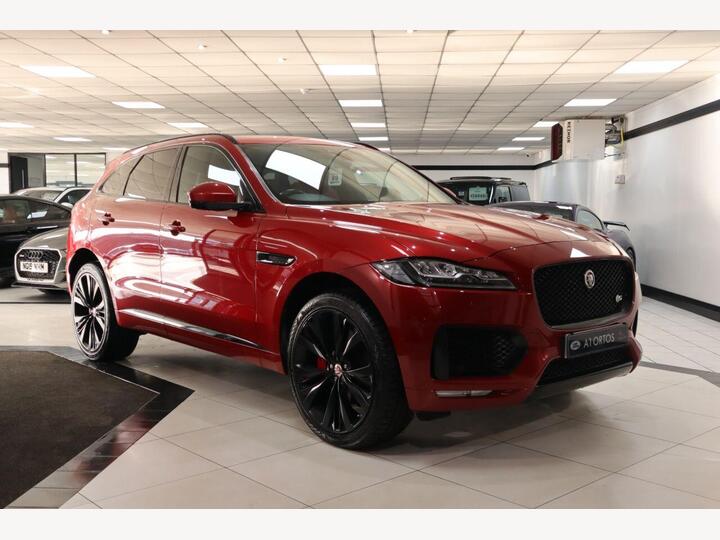 Jaguar F-PACE 3.0 D300 V6 S Auto AWD Euro 6 (s/s) 5dr