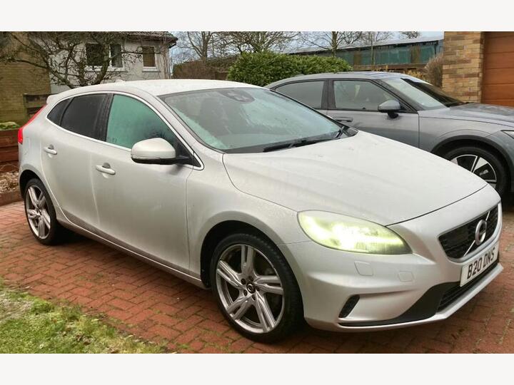 Volvo V40 2.0 D4 R-Design Pro Euro 6 (s/s) 5dr