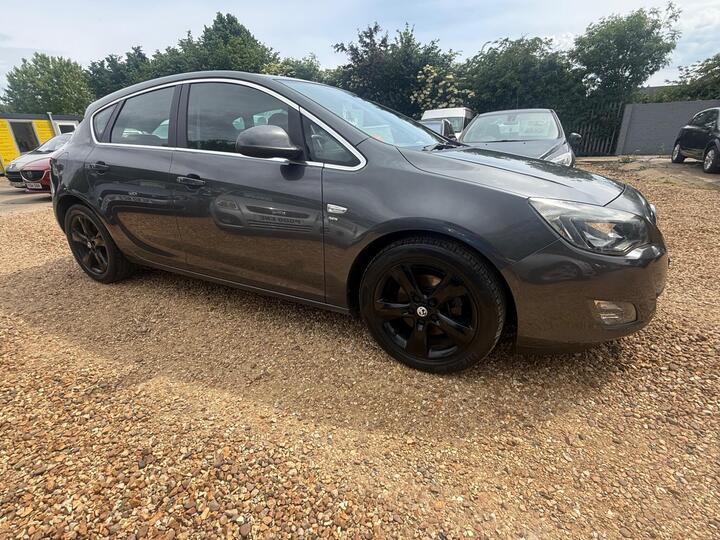 Vauxhall Astra 1.7 CDTi SRi Euro 5 5dr