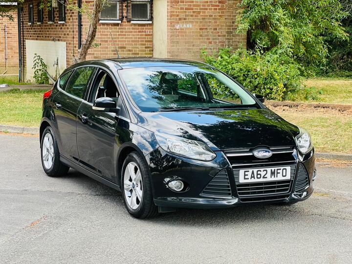 Ford Focus 1.6 Zetec Powershift Euro 5 5dr