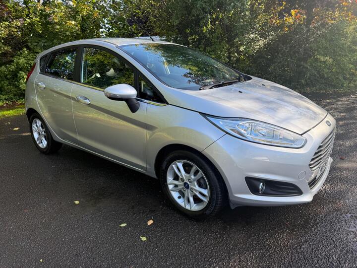 Ford Fiesta 1.25 Zetec Euro 6 5dr