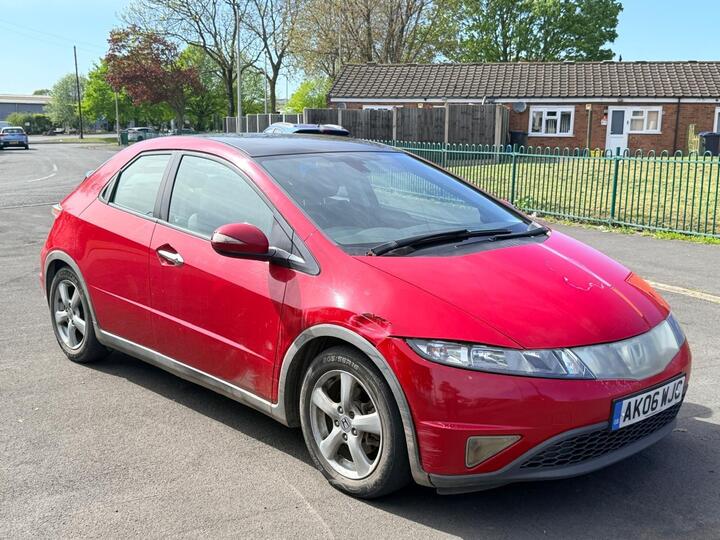 Honda Civic 1.8 I-VTEC ES 5dr