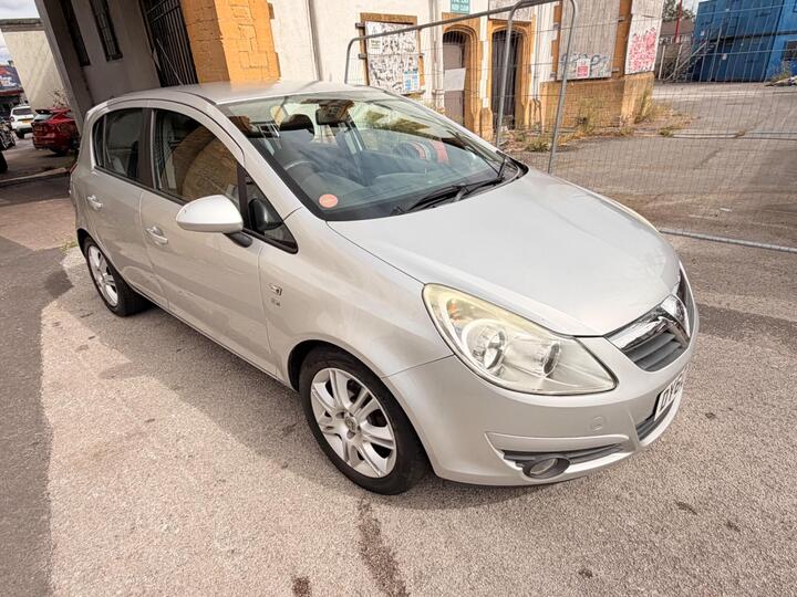 Vauxhall Corsa 1.4i 16v SE 5dr (a/c)