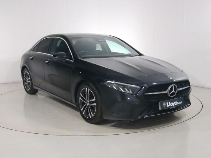 Mercedes-Benz A CLASS 1.3 A180h MHEV Sport (Executive) 7G-DCT Euro 6 (s/s) 4dr