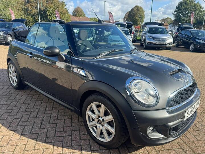 MINI Convertible 1.6 Cooper S Steptronic Euro 5 2dr