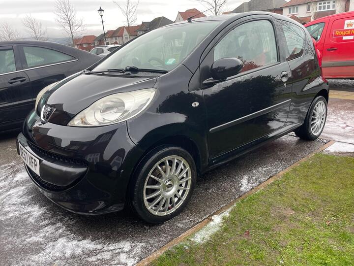 Peugeot 107 1.0 12V Urban Move Euro 4 3dr