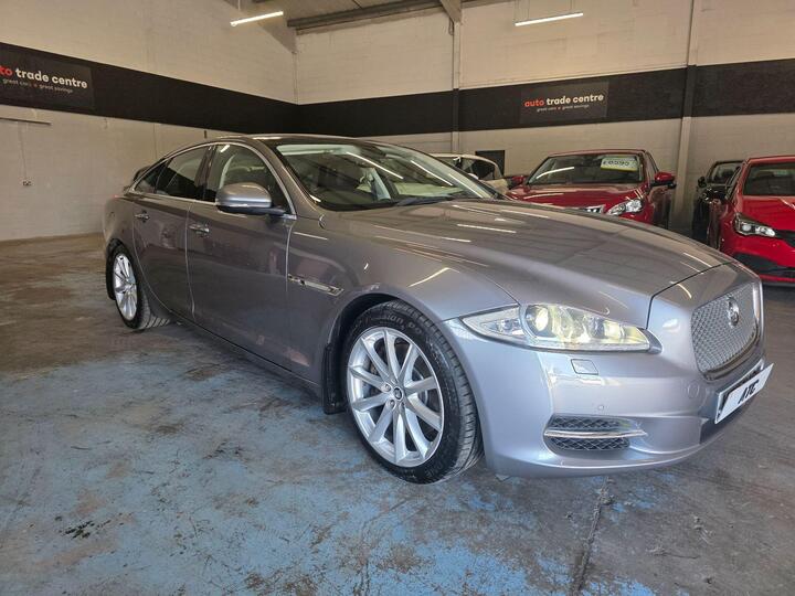 Jaguar XJ 3.0d V6 Luxury Auto Euro 5 4dr
