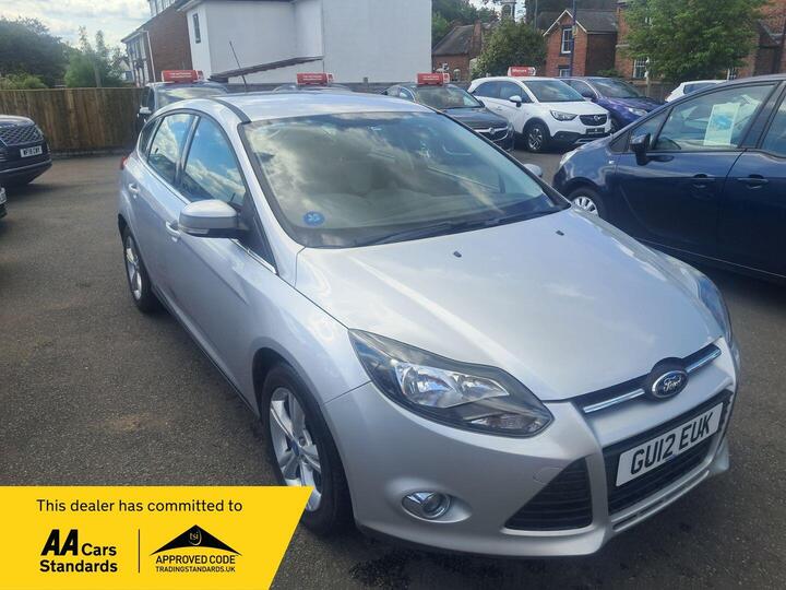 Ford Focus 1.0T EcoBoost Zetec Euro 5 (s/s) 5dr