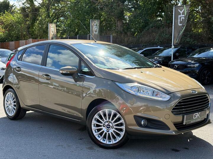 Ford Fiesta 1.6 Titanium Powershift Euro 5 5dr