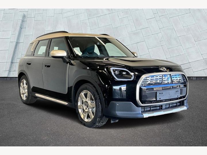 MINI Electric Countryman E 66.5kWh Exclusive Auto 5dr