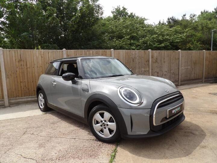 MINI 3 Door Hatch 1.5 Cooper Classic Euro 6 (s/s) 3dr