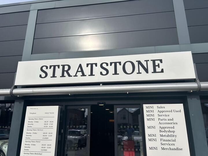 MINI Hatch SE 54.2kWh Exclusive Auto 3dr MINI Hatch SE 54.2kWh Exclusive Auto 3dr