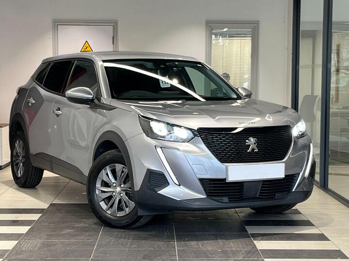 Peugeot 2008 1.2 PureTech Active EAT Euro 6 (s/s) 5dr Peugeot 2008 1.2 PureTech Active EAT Euro 6 (s/s) 5dr