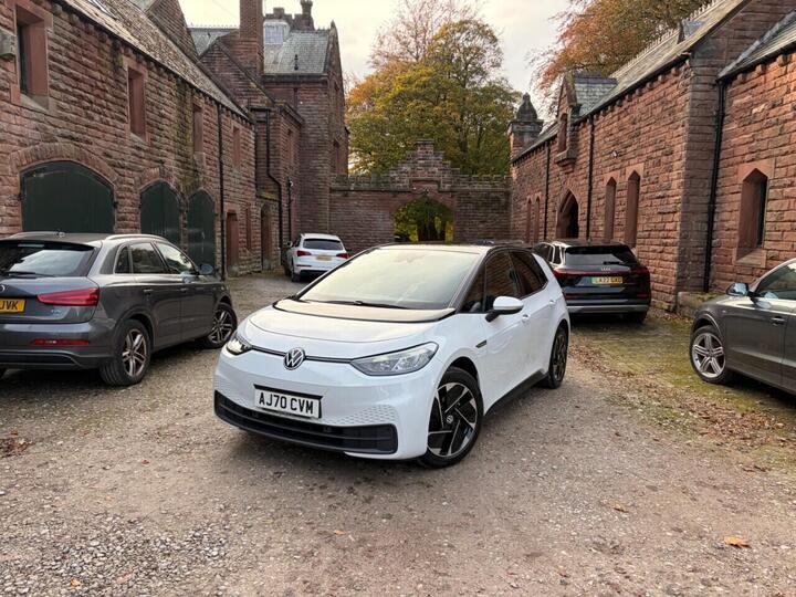 Volkswagen ID.3 Pro Performance 58kWh Life Auto 5dr