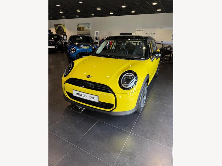 MINI Cooper 1.5C Classic Steptronic Euro 6 (s/s) 5dr