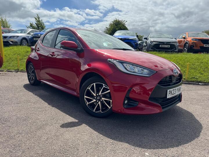 Toyota Yaris 1.5 VVT-h Design E-CVT Euro 6 (s/s) 5dr