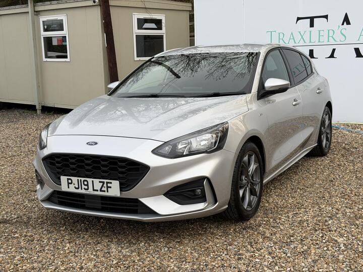 Ford Focus 1.0T EcoBoost ST-Line Euro 6 (s/s) 5dr