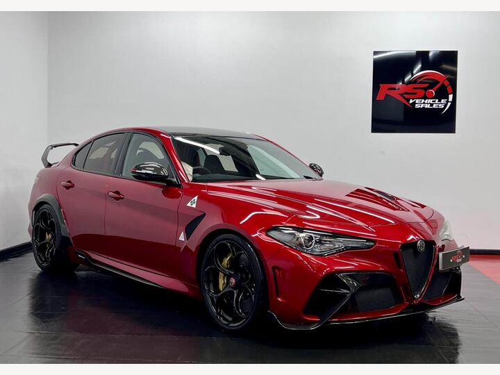 Alfa Romeo GIULIA 2.9 V6 Bi-Turbo Quadrifoglio Auto Euro 6 (s/s) 4dr Alfa Romeo GIULIA 2.9 V6 Bi-Turbo Quadrifoglio Auto Euro 6 (s/s) 4dr