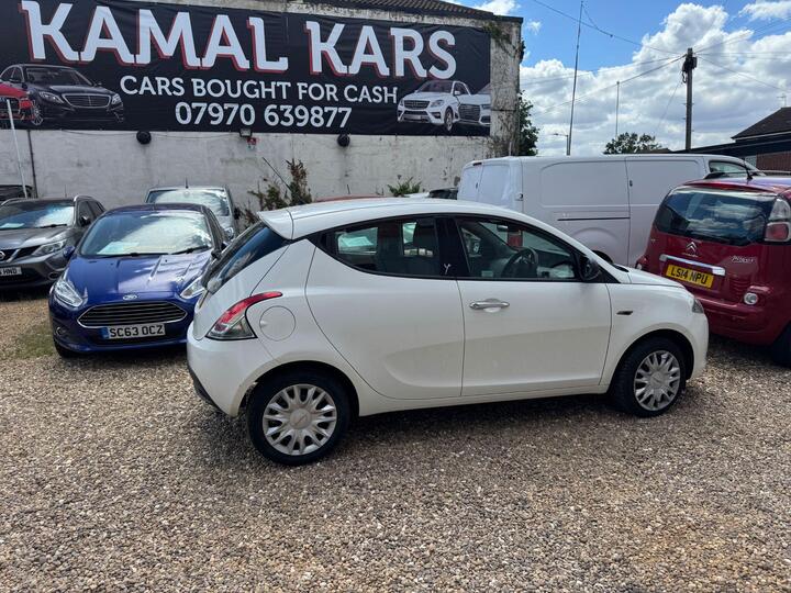 Chrysler Ypsilon 1.2 S Euro 5 (s/s) 5dr