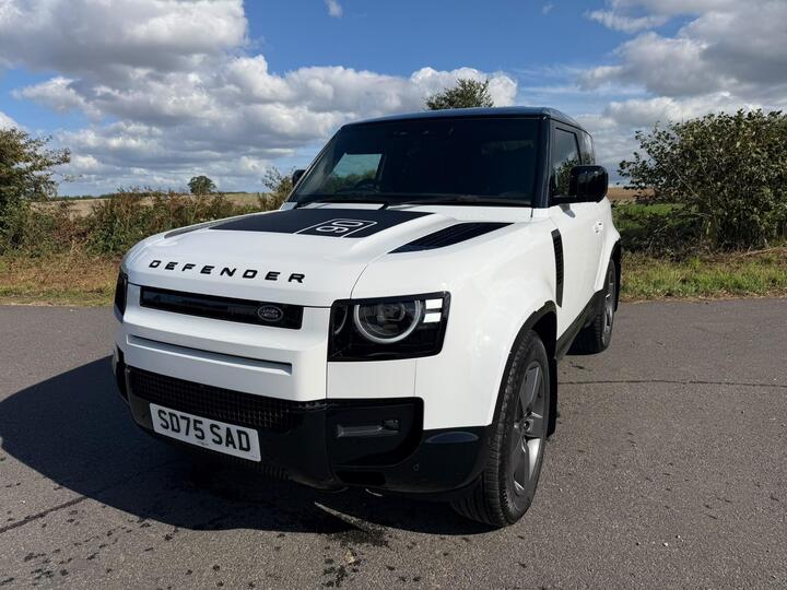 Land Rover Defender 90 3.0 D250 MHEV X-Dynamic SE Auto 4WD Euro 6 (s/s) 3dr