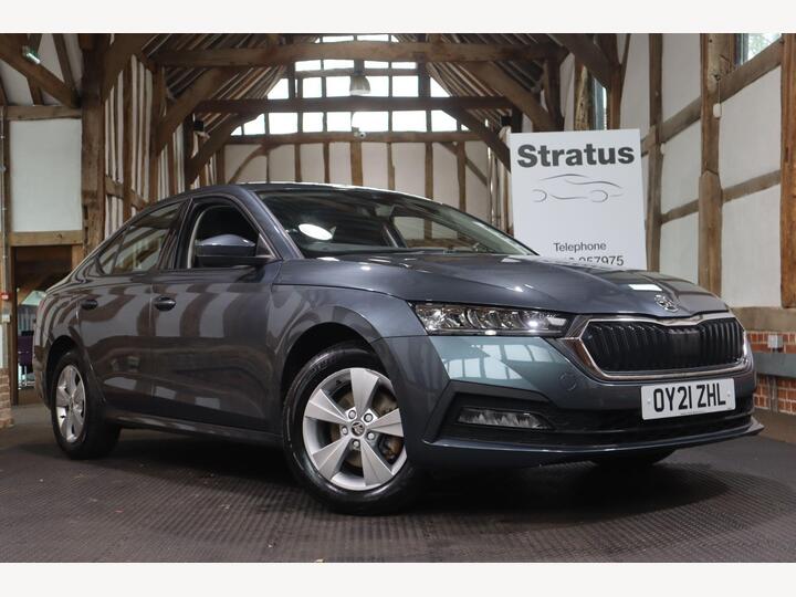 Skoda Octavia 1.5 TSI ACT SE First Edition Euro 6 (s/s) 5dr Skoda Octavia 1.5 TSI ACT SE First Edition Euro 6 (s/s) 5dr