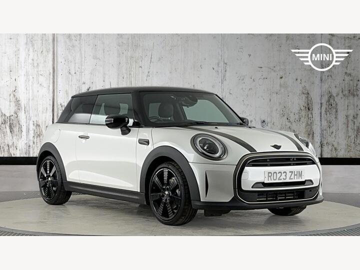 MINI Hatch 1.5 Cooper Resolute Edition Steptronic Euro 6 (s/s) 3dr