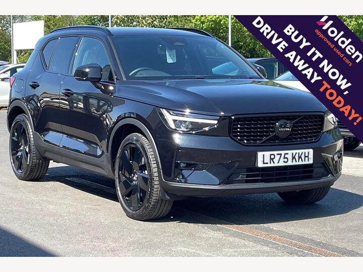 Volvo XC40 2.0 B4 MHEV Plus Black Edition DCT Auto Euro 6 (s/s) 5dr