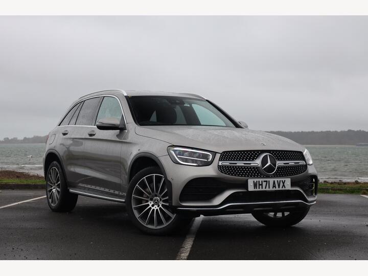 Mercedes-Benz GLC 2.0 GLC300de 13.5kWh AMG Line (Premium) G-Tronic+ 4MATIC Euro 6 (s/s) 5dr Mercedes-Benz GLC 2.0 GLC300de 13.5kWh AMG Line (Premium) G-Tronic+ 4MATIC Euro 6 (s/s) 5dr