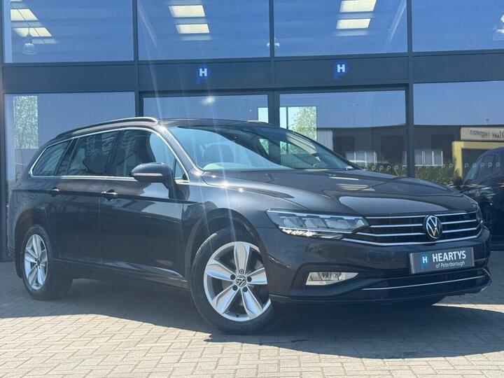 Volkswagen PASSAT 2.0 TDI EVO SE Nav DSG Euro 6 (s/s) 5dr