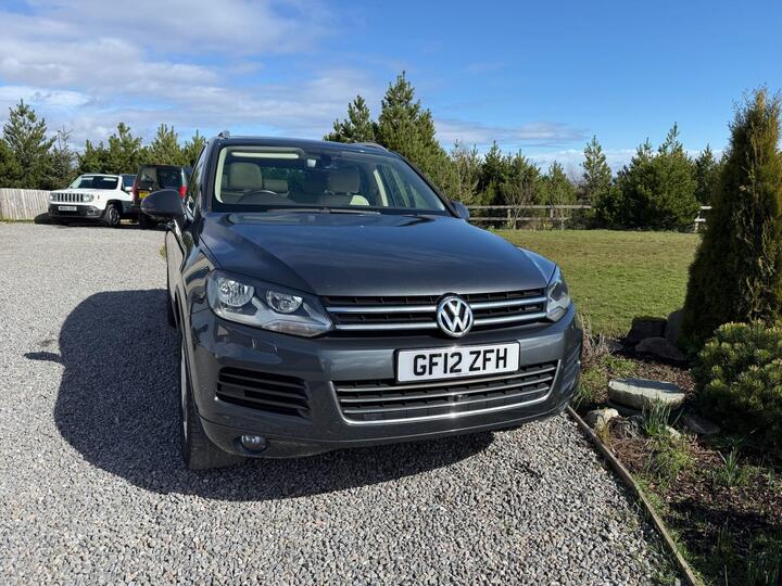Volkswagen Touareg 3.0 TDI V6 BlueMotion Tech SE Tiptronic 4WD Euro 5 (s/s) 5dr