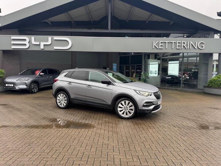Vauxhall Grandland X 1.2 Turbo Elite Nav Euro 6 (s/s) 5dr Vauxhall Grandland X 1.2 Turbo Elite Nav Euro 6 (s/s) 5dr
