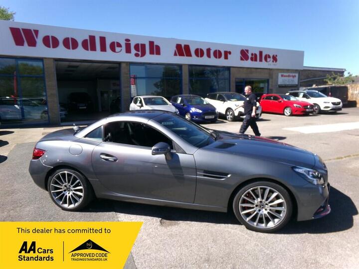Mercedes-Benz SLC 2.0 SLC300 AMG Line G-Tronic Euro 6 (s/s) 2dr Mercedes-Benz SLC 2.0 SLC300 AMG Line G-Tronic Euro 6 (s/s) 2dr