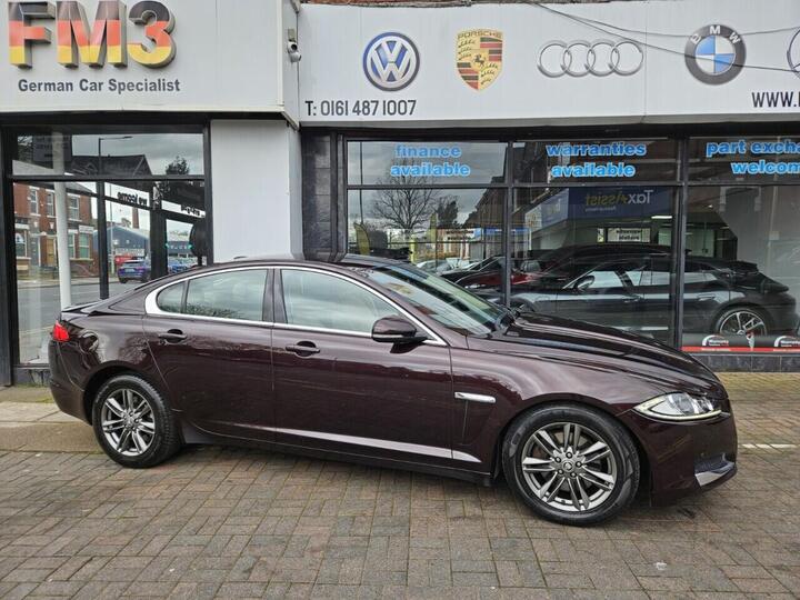 Jaguar XF 2.2d Luxury Auto Euro 5 (s/s) 4dr