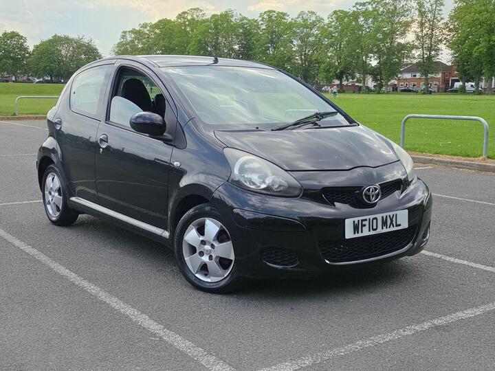 Toyota AYGO 1.0 VVT-i Black Euro 4 5dr (AC)