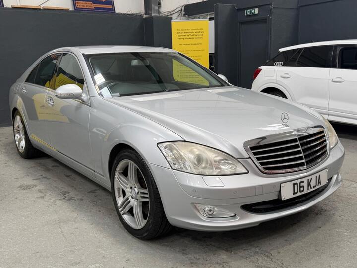 Mercedes-Benz S Class 3.0 S320 CDI V6 G-Tronic Euro 4 4dr