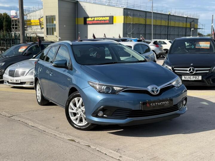 Toyota Auris 1.8 VVT-h Icon Tech Touring Sports CVT Euro 6 (s/s) 5dr