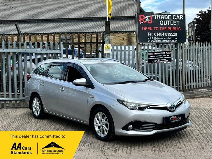 Toyota Auris 1.8 VVT-h Icon Touring Sports CVT Euro 6 (s/s) 5dr (Safety Sense)