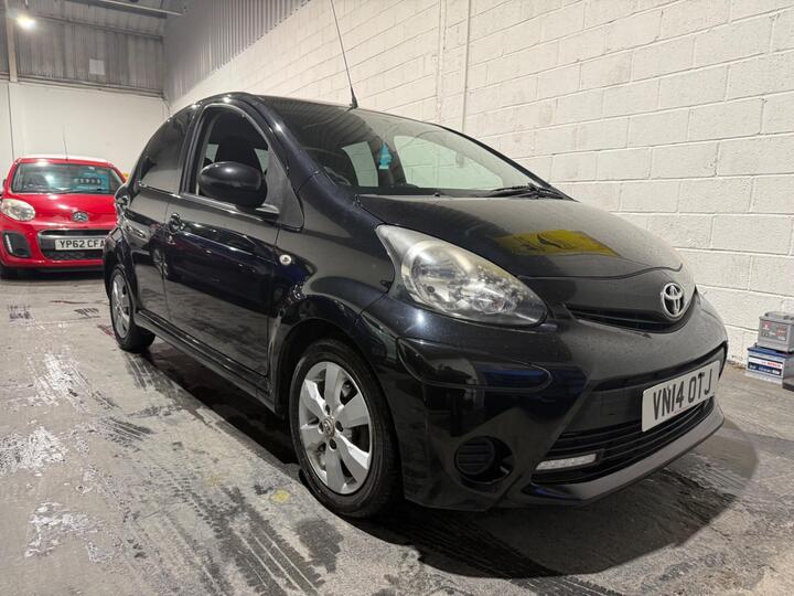 Toyota AYGO 1.0 VVT-i Move Euro 5 5dr