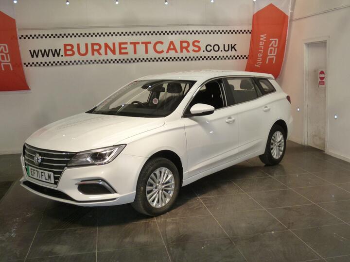 MG MG5 61.1kWh Excite Long Range Auto 5dr