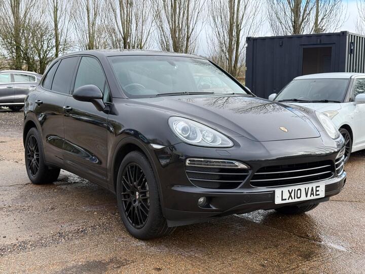 Porsche Cayenne 4.8 S TiptronicS 4WD Euro 5 (s/s) 5dr Porsche Cayenne 4.8 S TiptronicS 4WD Euro 5 (s/s) 5dr