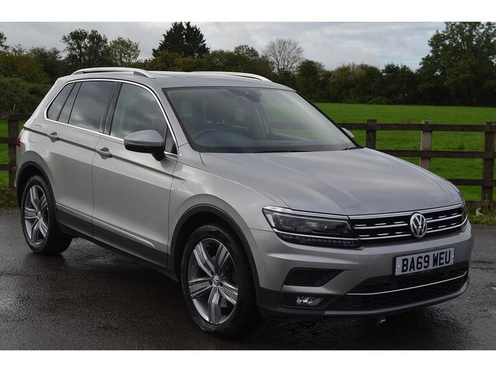 Volkswagen Tiguan 2.0 TSI SEL DSG 4Motion Euro 6 (s/s) 5dr